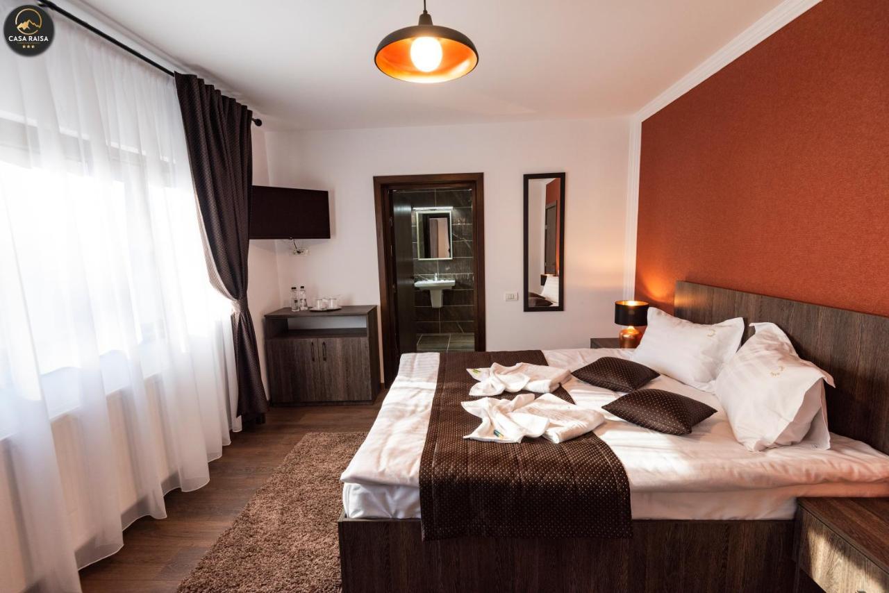 Hotel Casa Raisa Buşteni Esterno foto