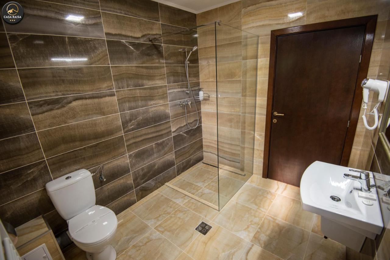 Hotel Casa Raisa Buşteni Esterno foto