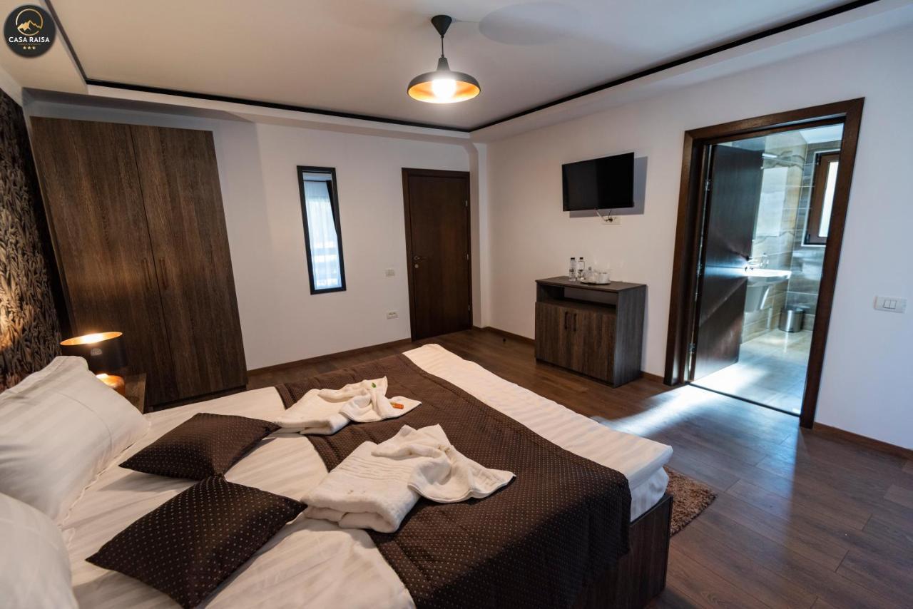 Hotel Casa Raisa Buşteni Esterno foto
