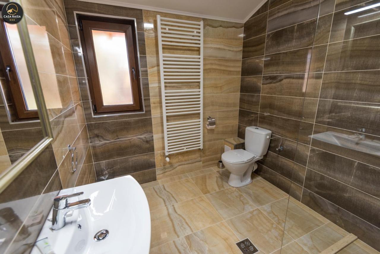 Hotel Casa Raisa Buşteni Esterno foto