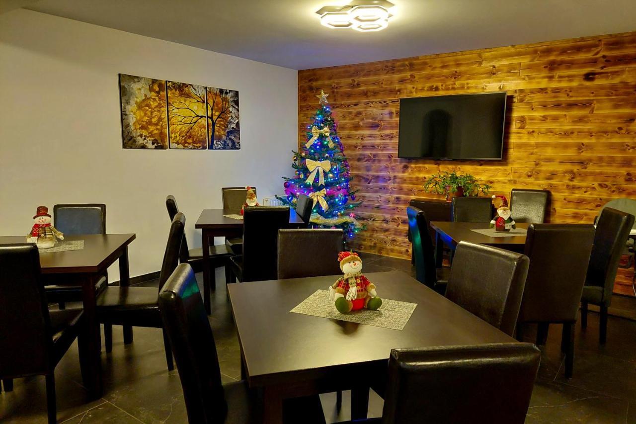 Hotel Casa Raisa Buşteni Esterno foto